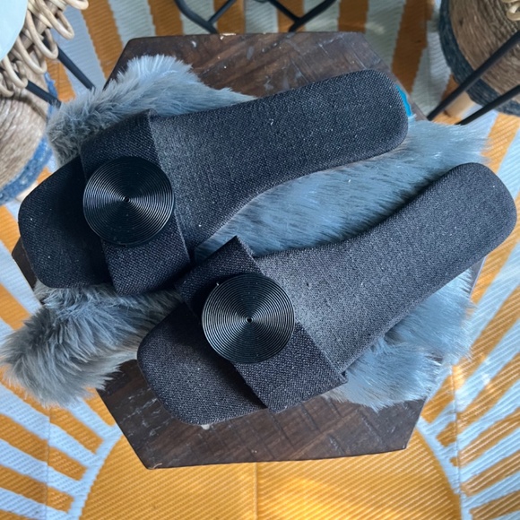 Womens Fashion Flat Slide Sandals - Soft Fabric Upper, Slip-on, Open Toe - Picture 4 of 9